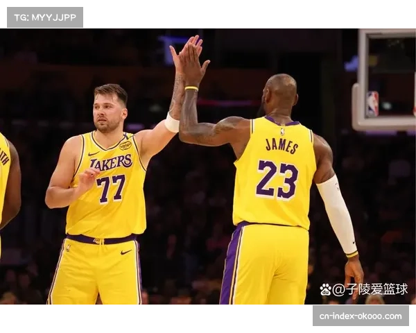 湖人全明星后防守效率第12 三巨头净效率值达正12.6